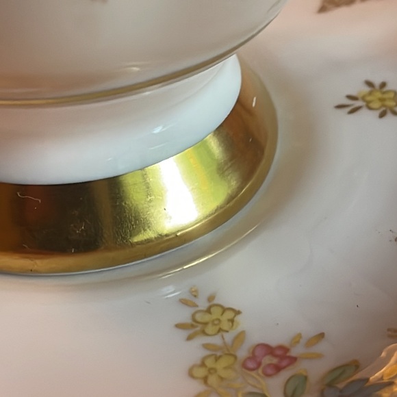 BEAUTIFUL ANTIQUE TUSCAN TEACUP AND SAUCER IN PINK & GOLD - Picture 5 of 12